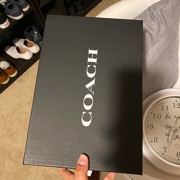 Women’s coach shoes - Picture 1 of 4